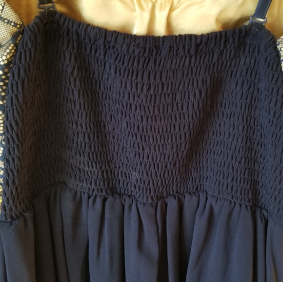 From London, Little Mistress - Picture 7 of 8